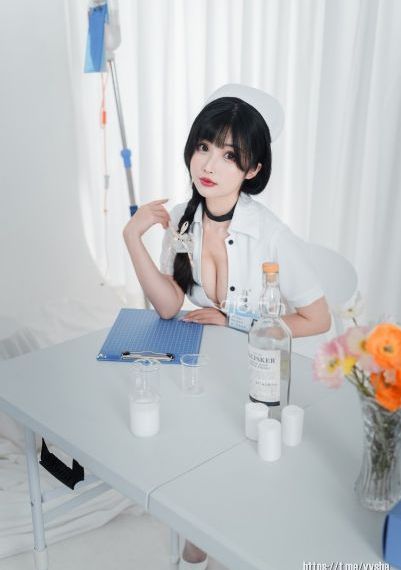 闪婚老公是豪门短剧全集_午夜在线观看完整版